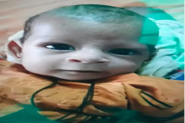 अस्पताल की ओर निकला परिवार, लखनऊ हाईवे पर बाइक की टक्कर में मासूम की मौत